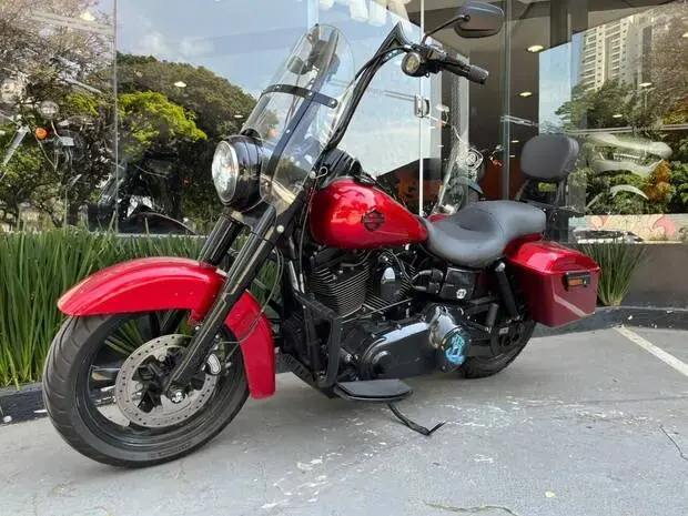 Harley Davidson Dyna Switchback