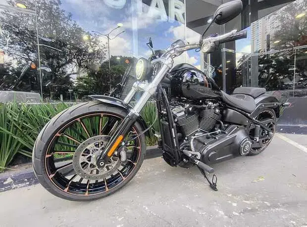 Harley Davidson Breakout FXBR