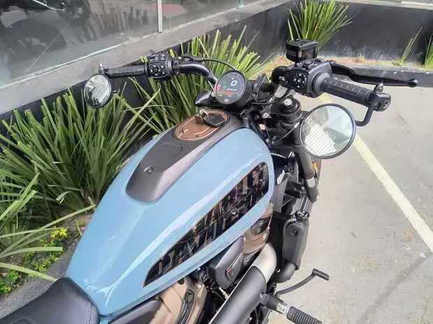 Harley Davidson Sportster 1200 SPORTSTER S