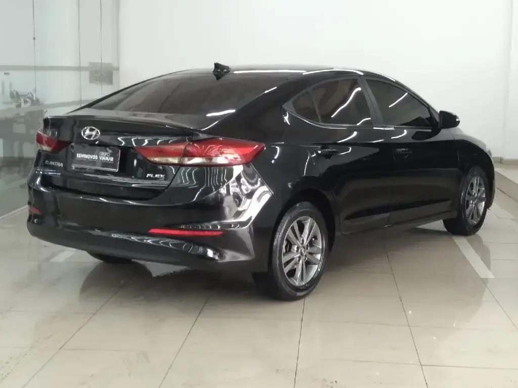 galeria ELANTRA