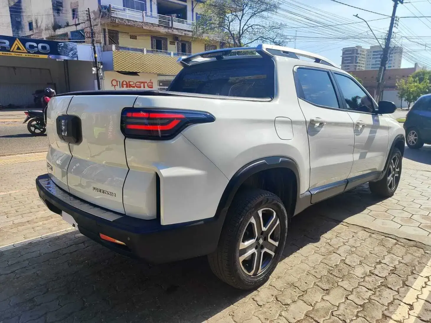 galeria FIAT TORO