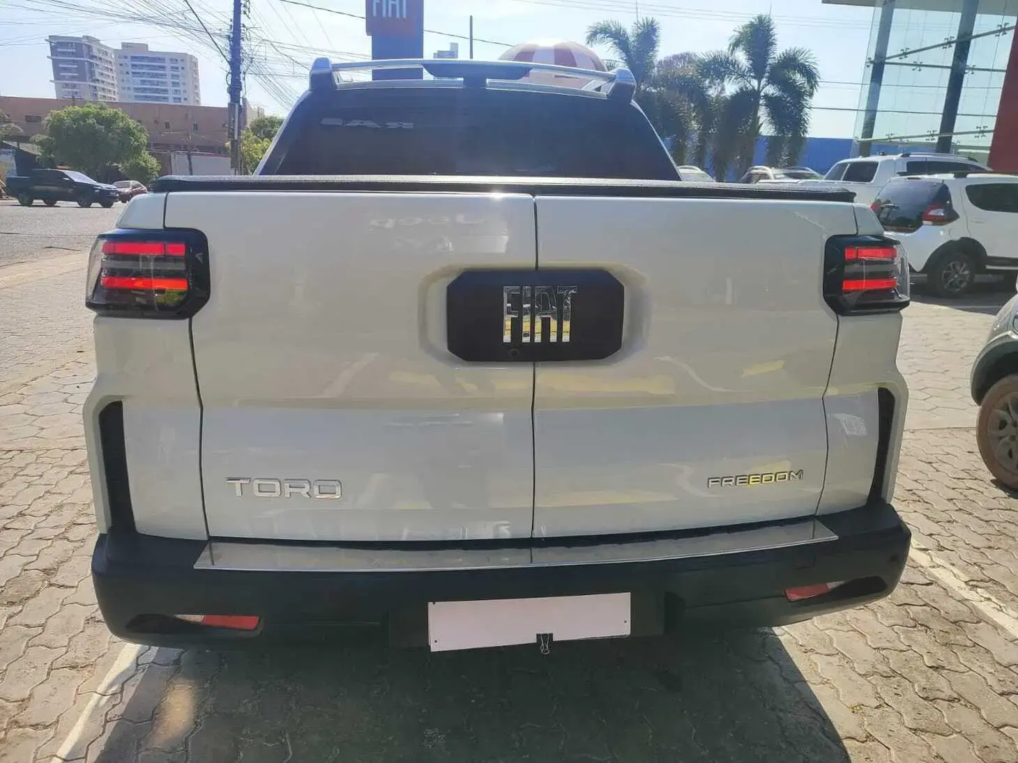galeria FIAT TORO