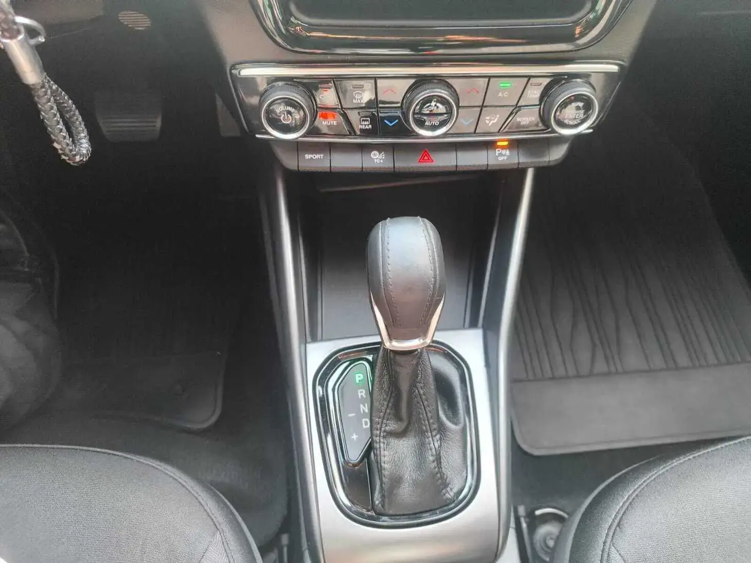 galeria FIAT TORO