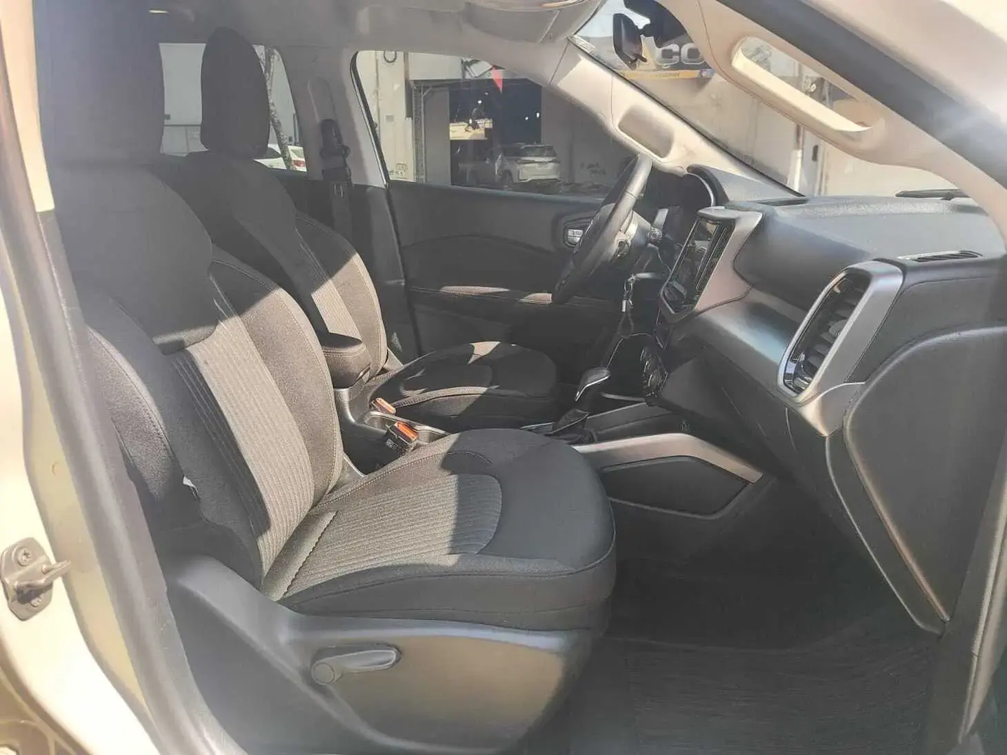 galeria FIAT TORO