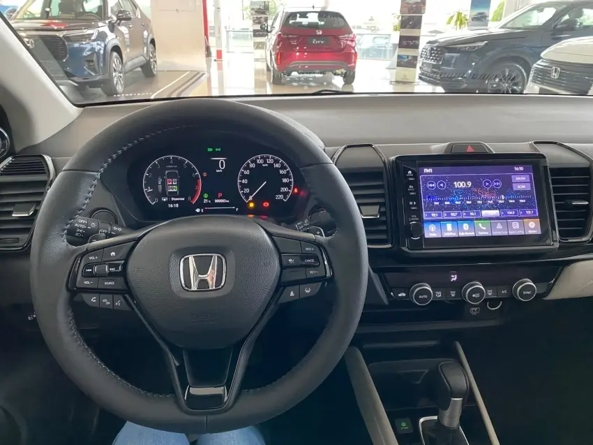 galeria NEW CITY SEDAN