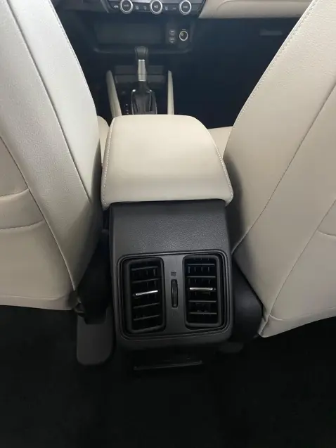 galeria NEW CITY SEDAN