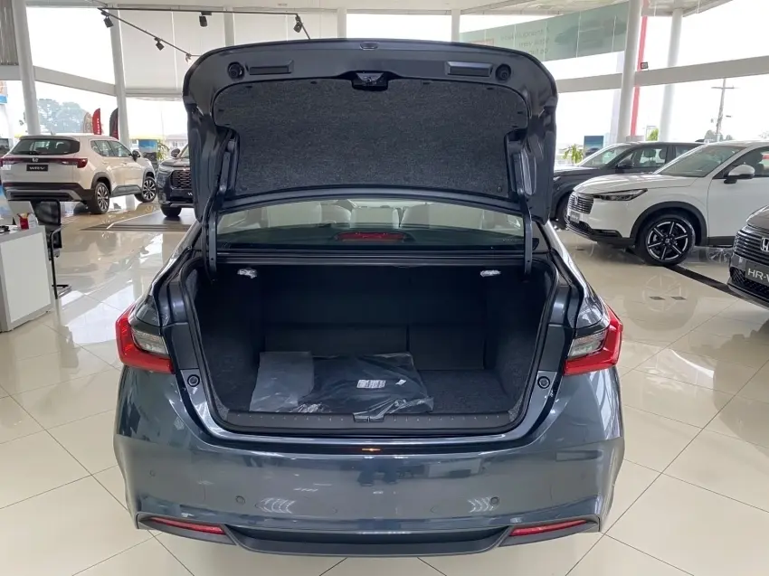 galeria NEW CITY SEDAN