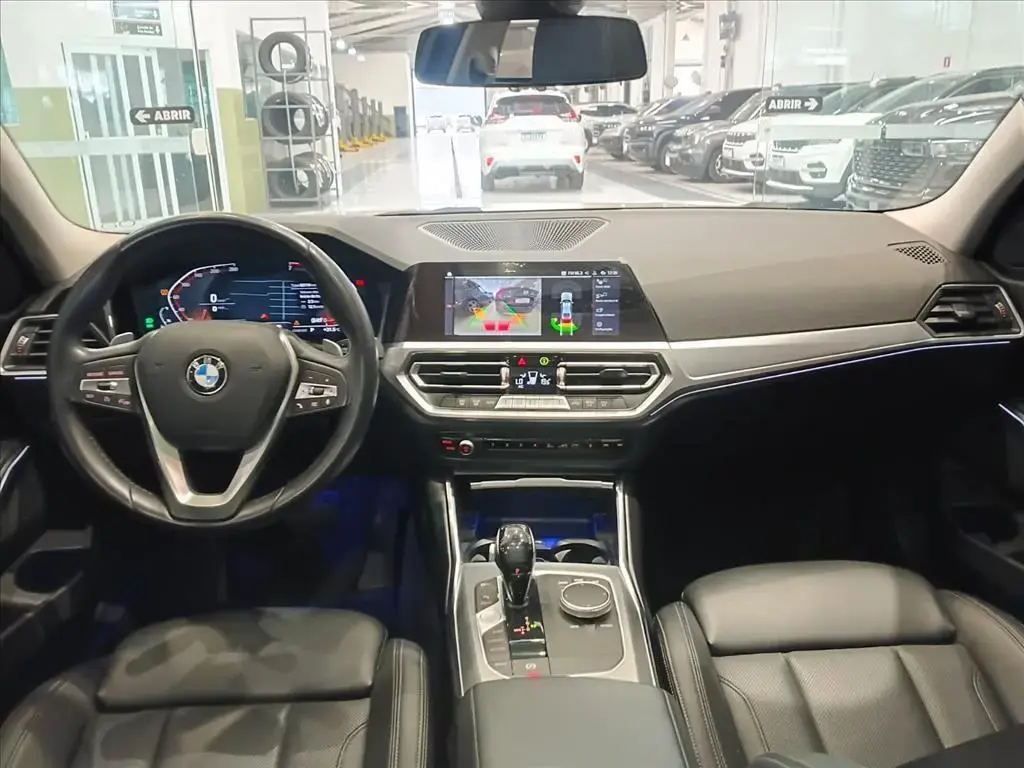 galeria 320i