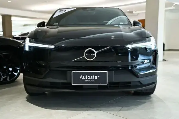 Volvo EX30 Core E60