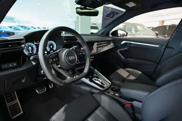 Audi A3 Sedan Performance 2.0 TFSI S-tronic