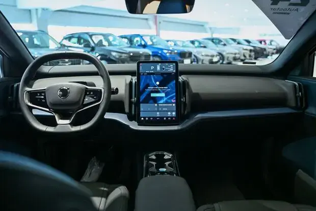 Volvo EX30 Core E60