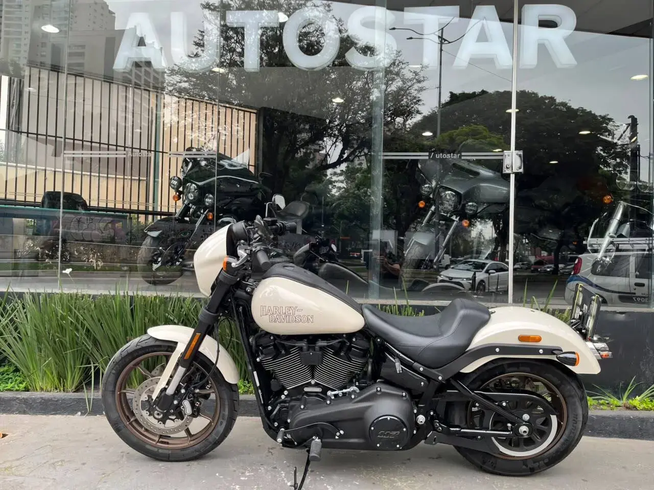 galeria Low Rider