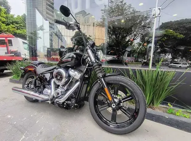 Harley Davidson Street Bob FXBB