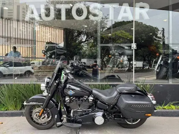 Harley Davidson Heritage Classic FLHC/FLHCS