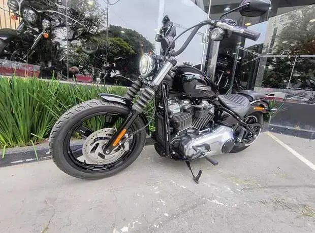 Harley Davidson Street Bob FXBB
