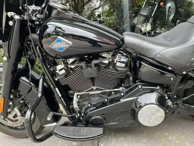 Harley Davidson Heritage Classic FLHC/FLHCS