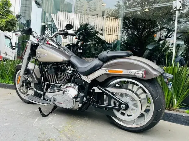 Harley Davidson Fat Boy FLFBS FAT BOY 114