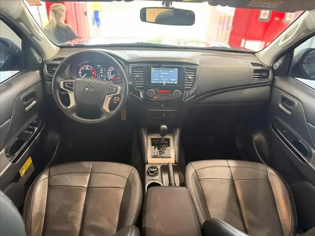 galeria L200 TRITON