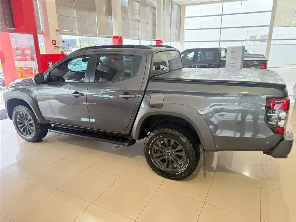 galeria L200 TRITON