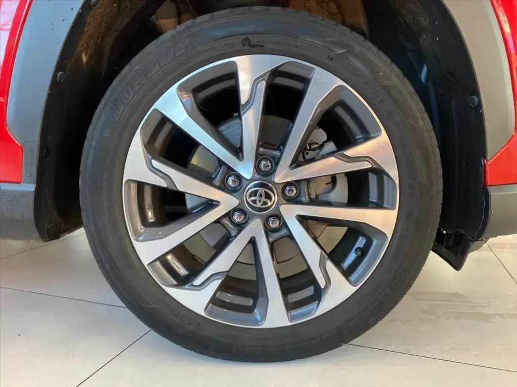 galeria COROLLA CROSS