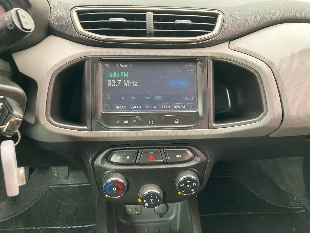 galeria ONIX HATCH LT 1.0 8V FlexPower 5p Mec.