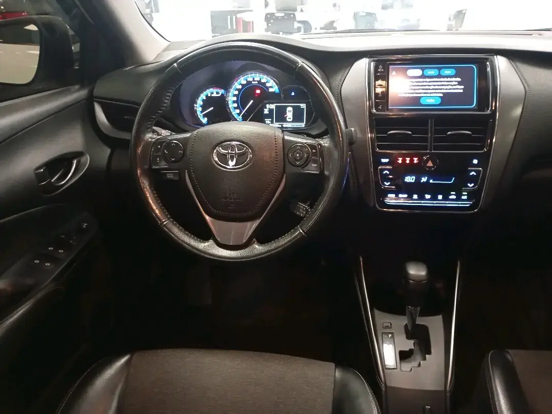 galeria YARIS