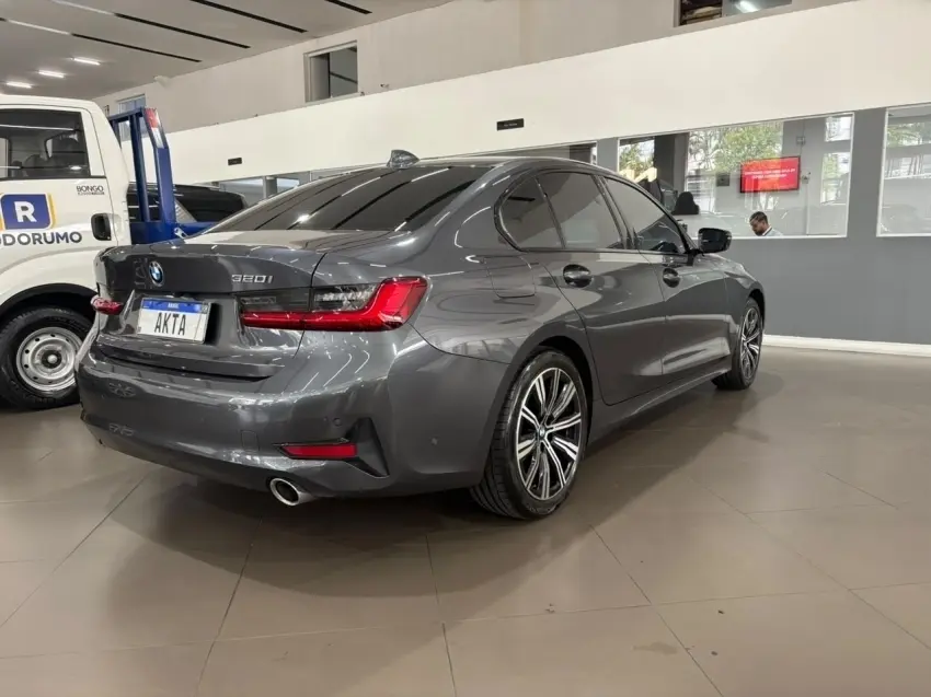 galeria 320i