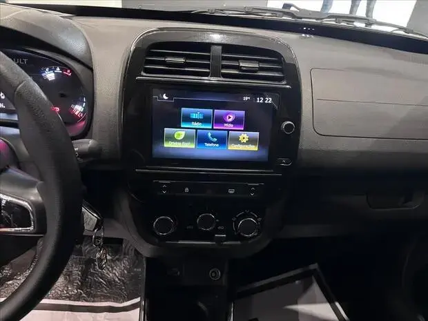 Renault KWID 1.0 12V SCE FLEX OUTSIDER MANUAL