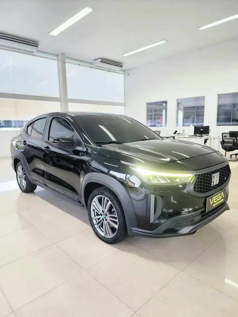 galeria FASTBACK 1.0 TURBO 200 FLEX CVT