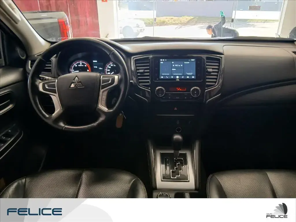 galeria L200 TRITON