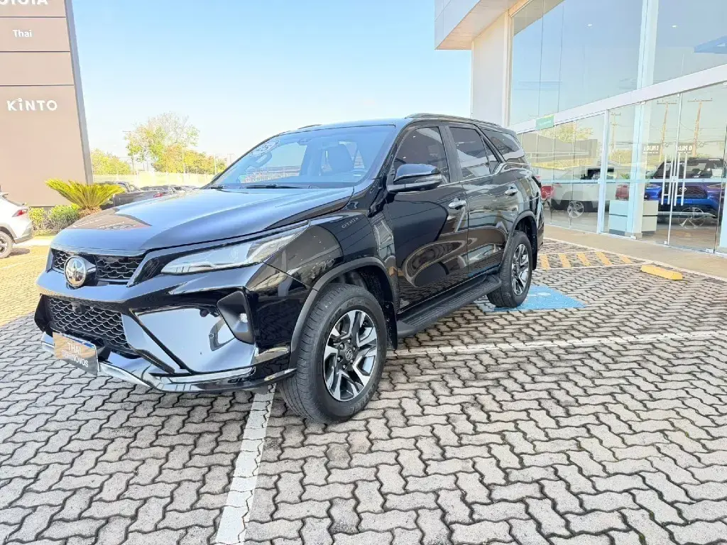 galeria HILUX SW4