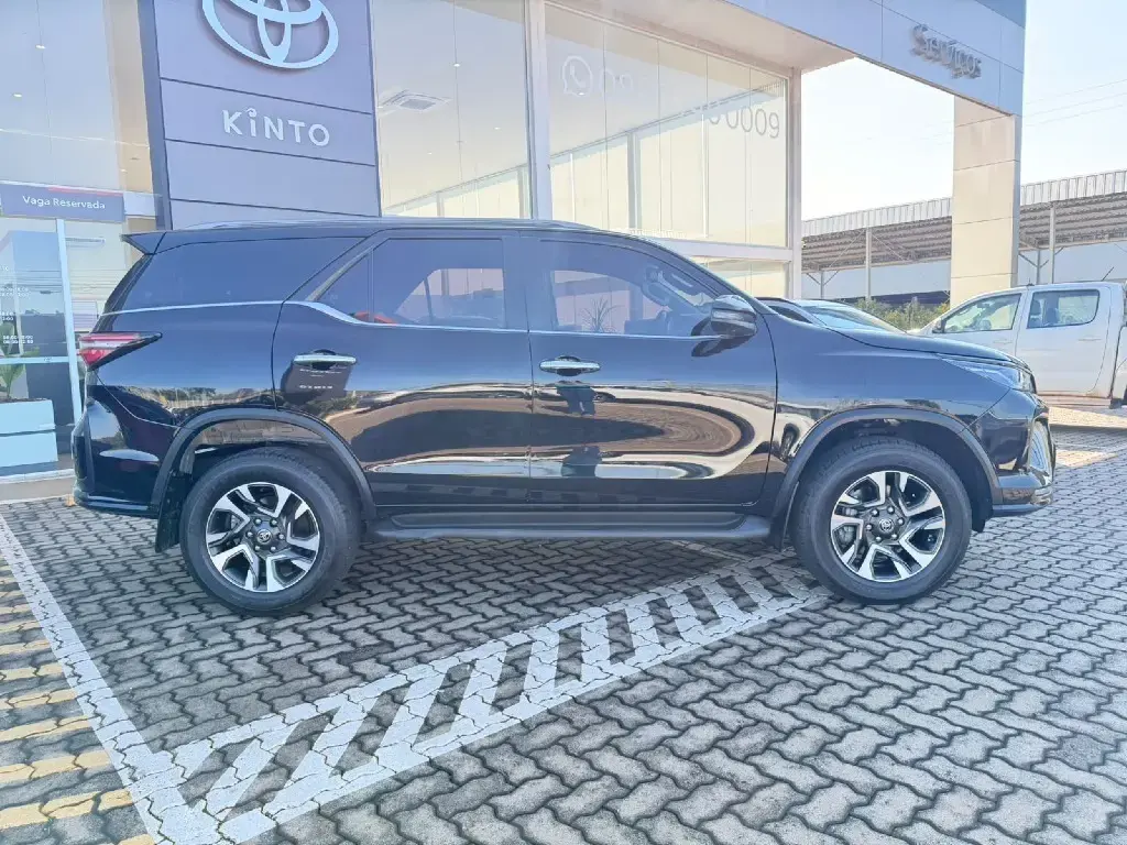 galeria HILUX SW4