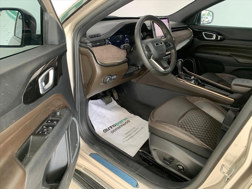 Jeep COMMANDER
