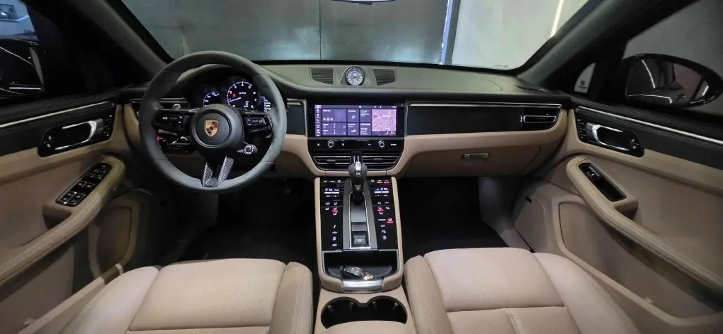 galeria MACAN