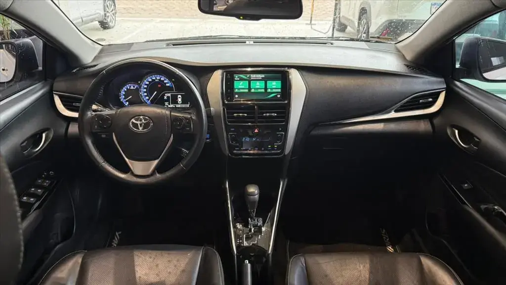 galeria YARIS