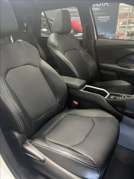 Toyota YARIS CROSS 1.5 VVT-I HYBRID FLEX XRX CVT