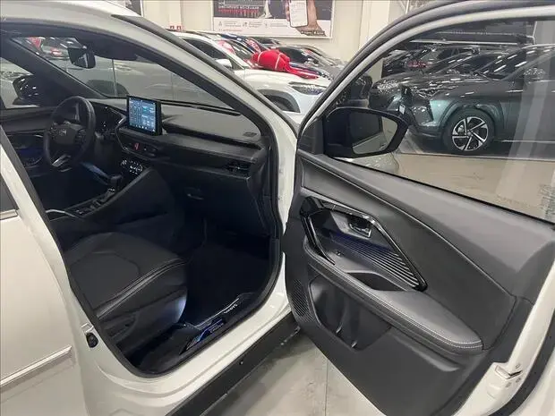 Toyota YARIS CROSS 1.5 VVT-I HYBRID FLEX XRX CVT
