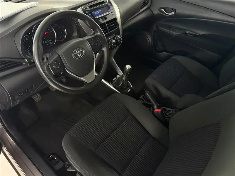 galeria YARIS