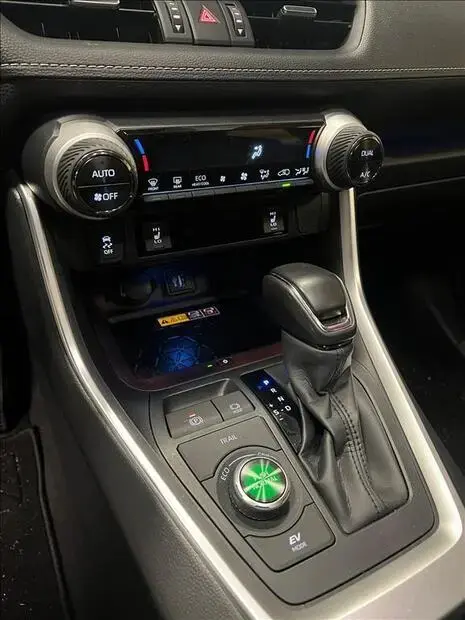 Toyota RAV4 2.5 VVT-IE HYBRID SX CONNECT AWD CVT