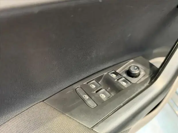 Volkswagen POLO 1.0 200 TSI COMFORTLINE AUTOMÁTICO