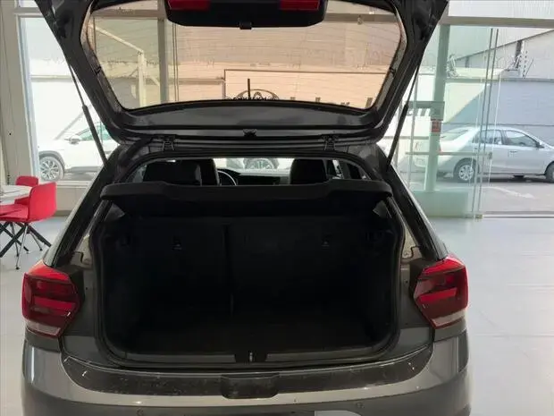 Volkswagen POLO 1.0 200 TSI COMFORTLINE AUTOMÁTICO