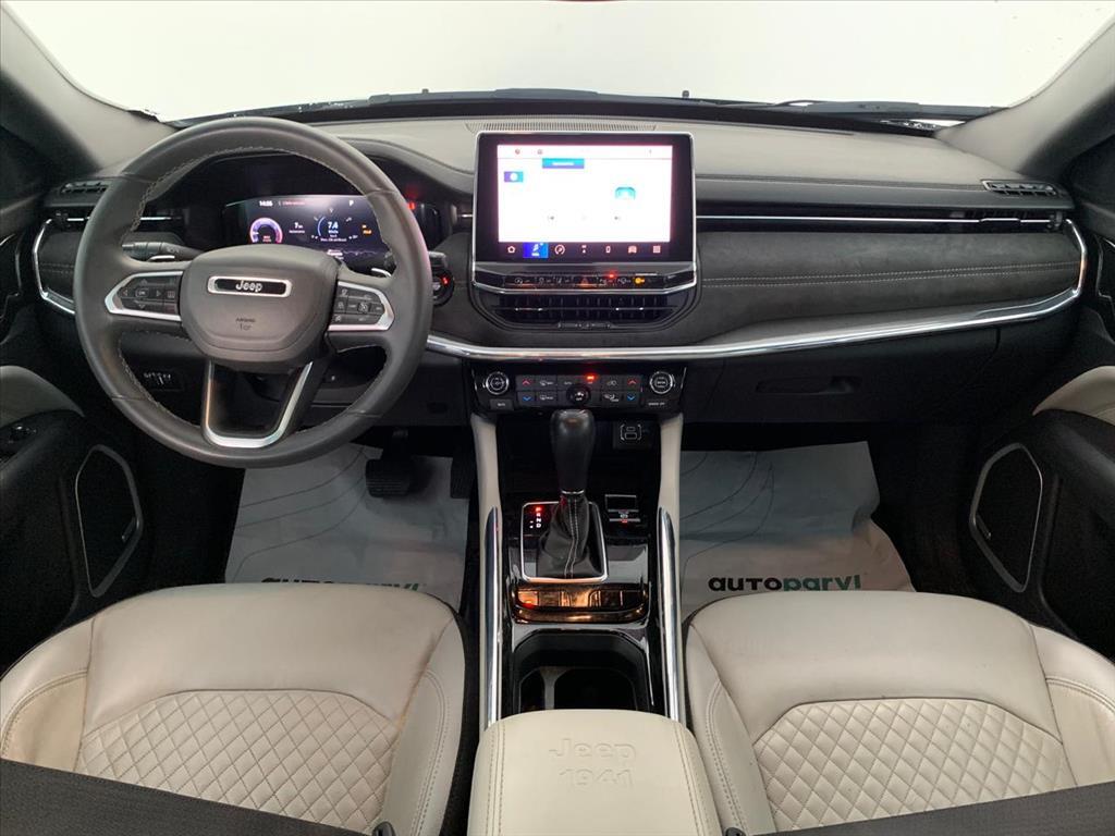 Jeep COMMANDER