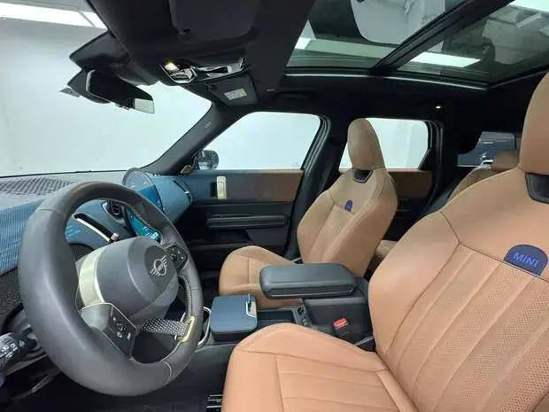 Mini Cooper Countryman SE ALL4 Top