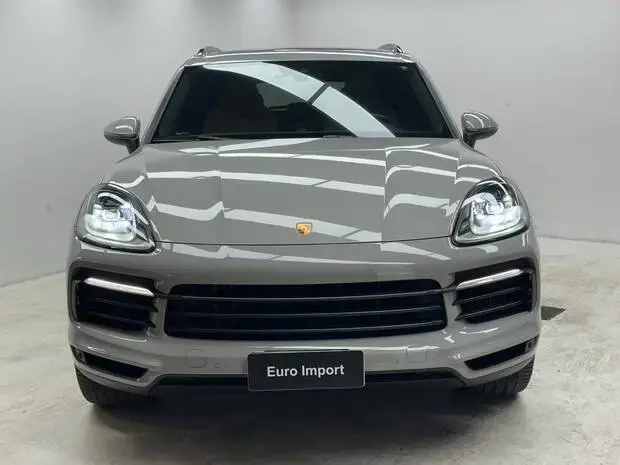 Porsche Cayenne 3.0 E-Hybrid Platinum Edition AT