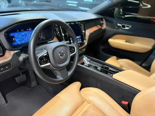 Volvo XC60 2.0 T8 RECHARGE ULTIMATE AWD GEARTRONIC