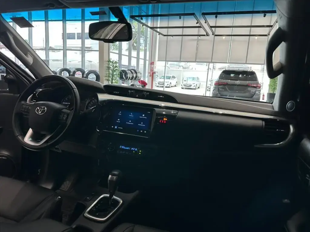 galeria HILUX