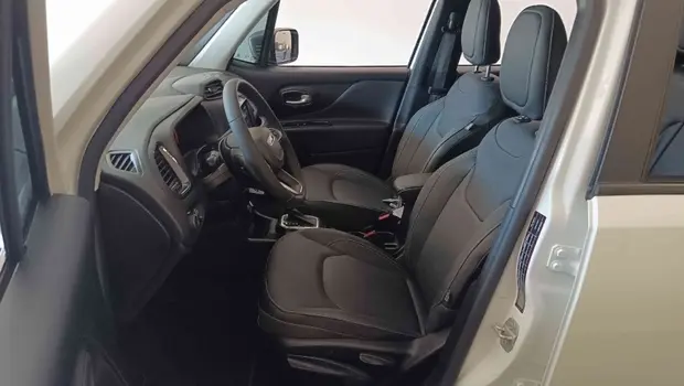 Jeep RENEGADE 1.3 T270 TURBO FLEX LONGITUDE AT6