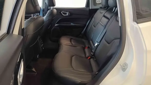 Jeep COMPASS 1.3 T270 TURBO FLEX LIMITED AT6