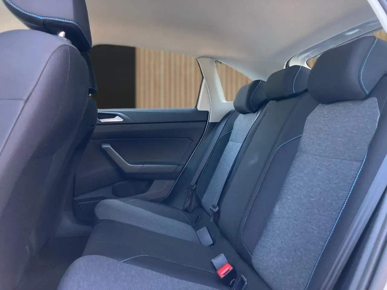 galeria Nivus Sense 1.0 200 TSI Flex Aut.