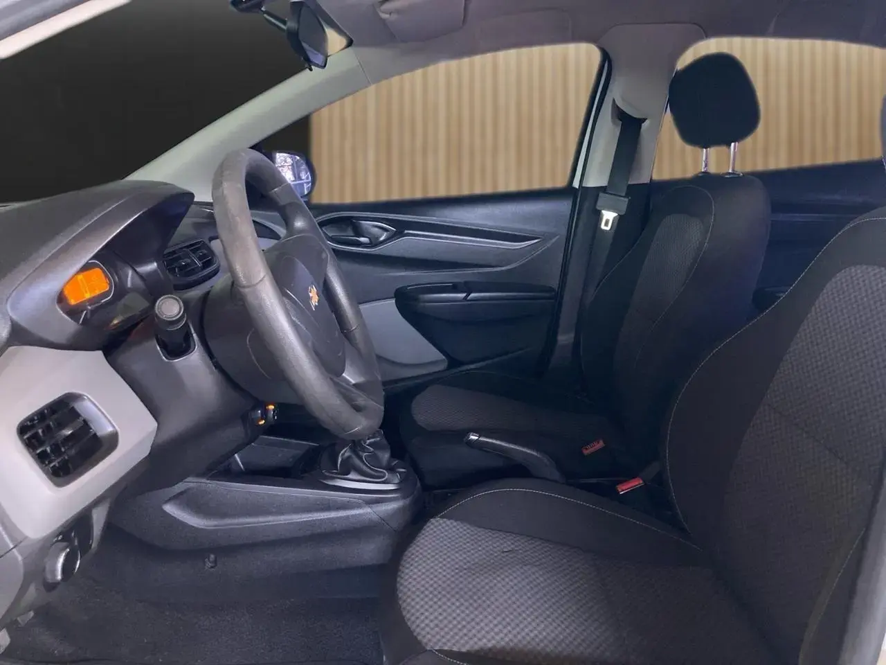 galeria ONIX HATCH Joy 1.0 8V Flex 5p Mec.